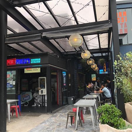 Cool Apartment, Central To Everything, Share With 2X Bulldogs Auckland Exterior foto